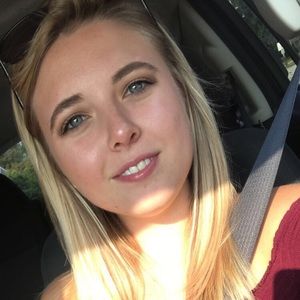 Meet your Posher, Kasey